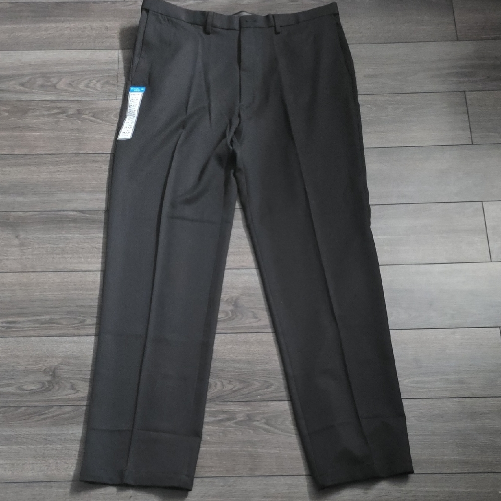 Haggar Men's Charcoal Dress Pants - Picture 2 of 5